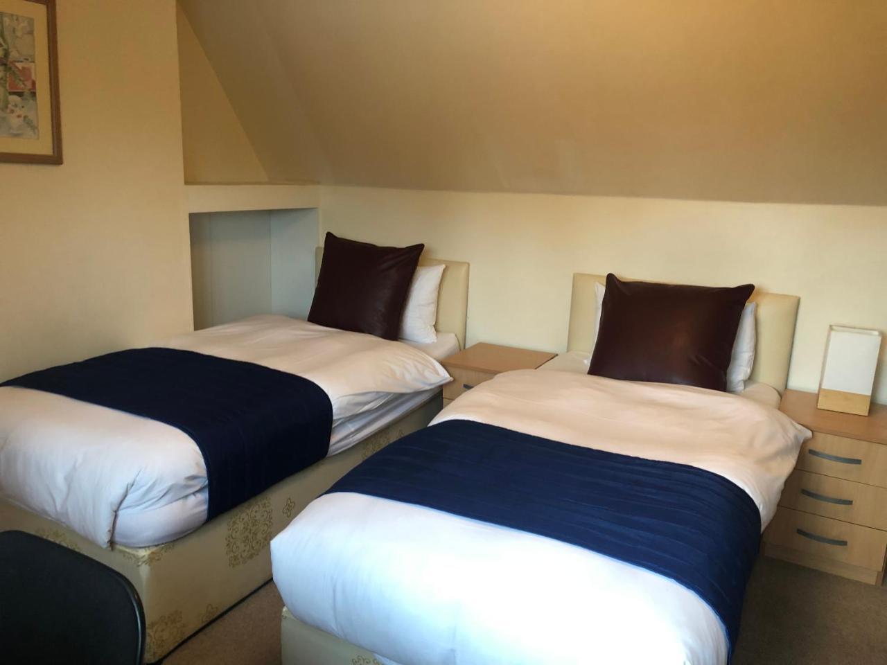 Gatwick Inn Horley Eksteriør billede